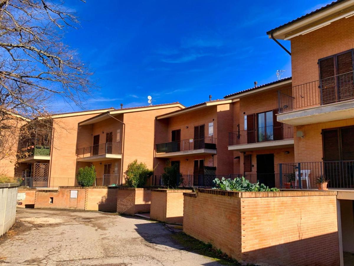 La Casa Di Lory Appartement Sarnano Buitenkant foto